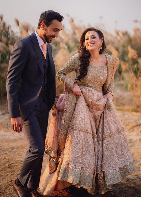 Dusty Pink Gold Embellished Silk-Blend Bridal Lehenga (3-Piece) - Image 5