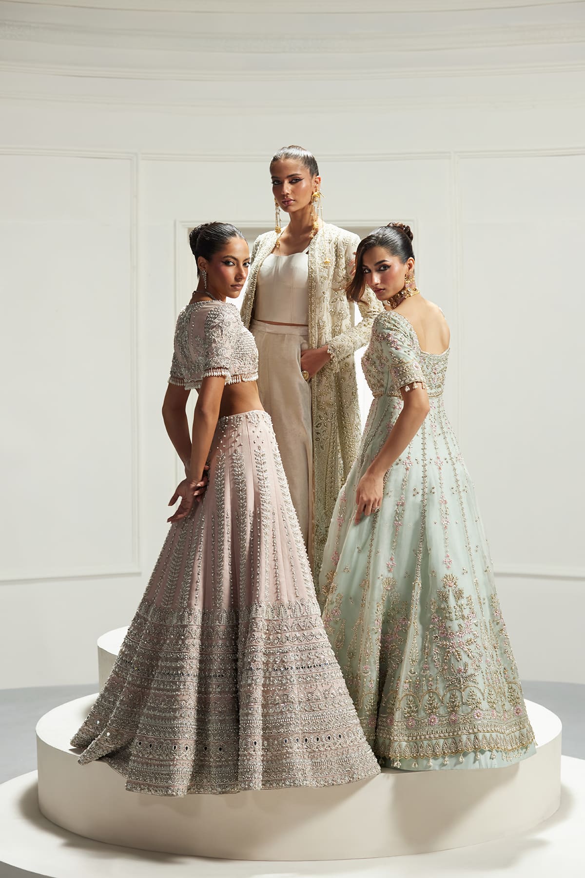 Pakistani Blush Pink Embellished Silk-Blend Lehenga Choli (3-Piece) - Image 11