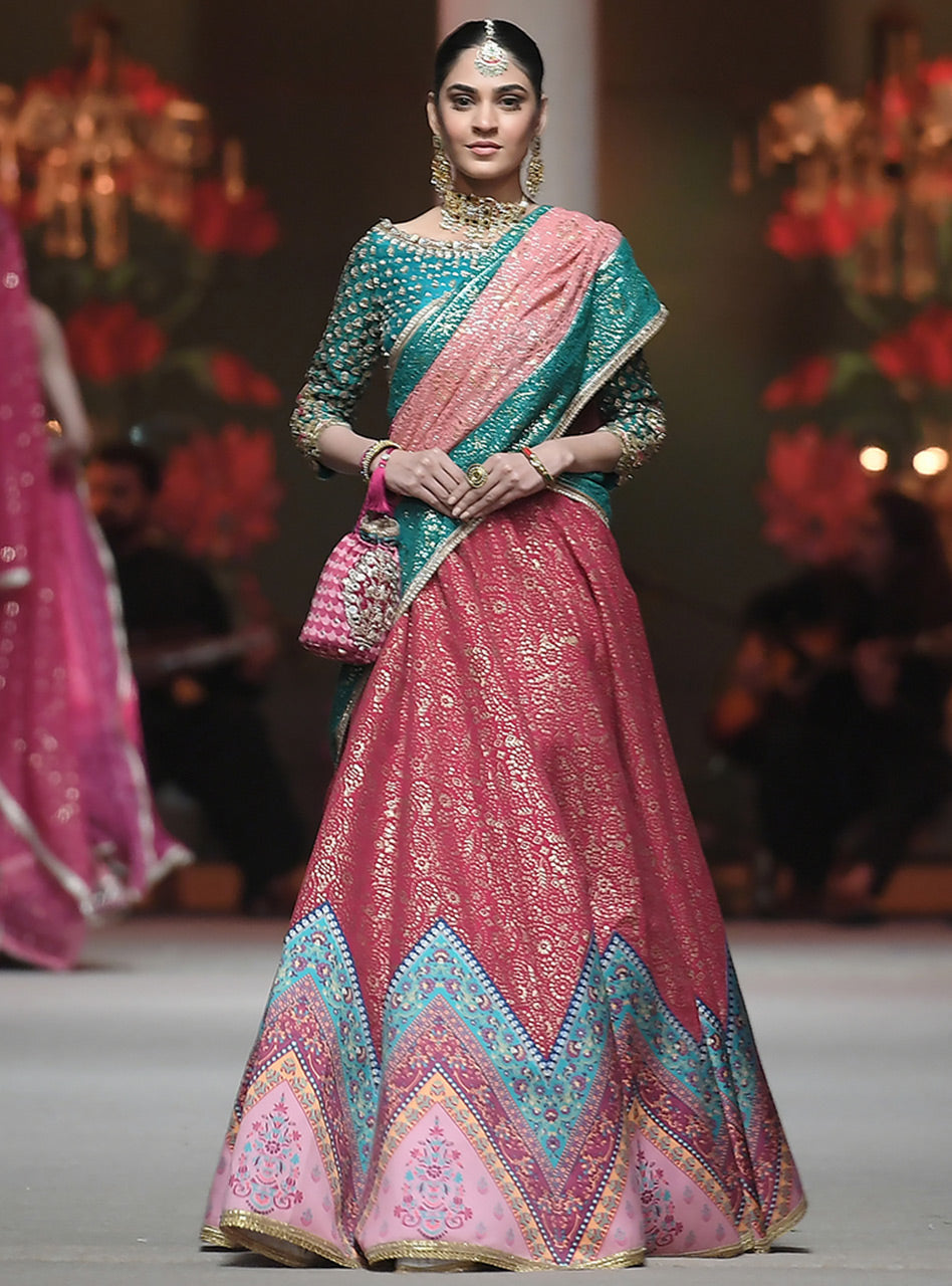 Emerald Green Embroidered Silk Blend Lehenga (3-Piece) - Image 1