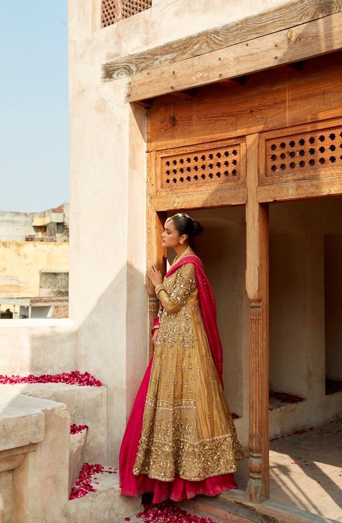 Pakistani Pink Gota Kora Dabka Silk Lehenga Choli (3-Piece) - Image 2