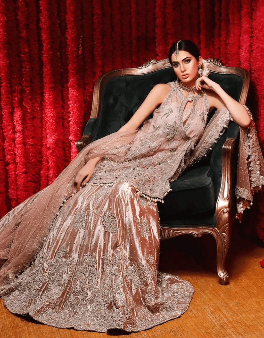 Tea Pink Embellished Silk Lehenga and Kameez (3-Piece) - Image 4