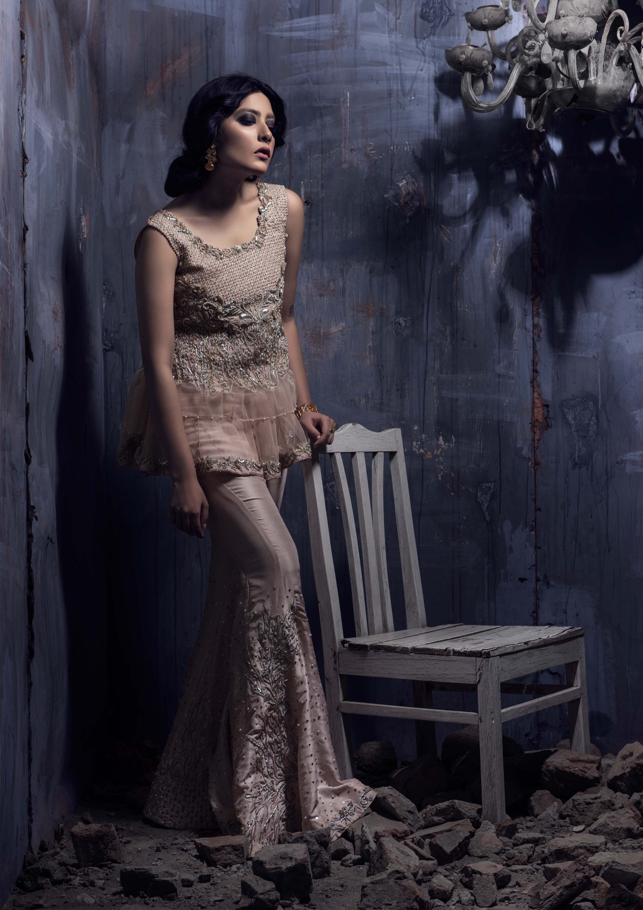 Pakistani Blush Pink Embellished Silk-Blend Peplum (2-Piece) - Image 2