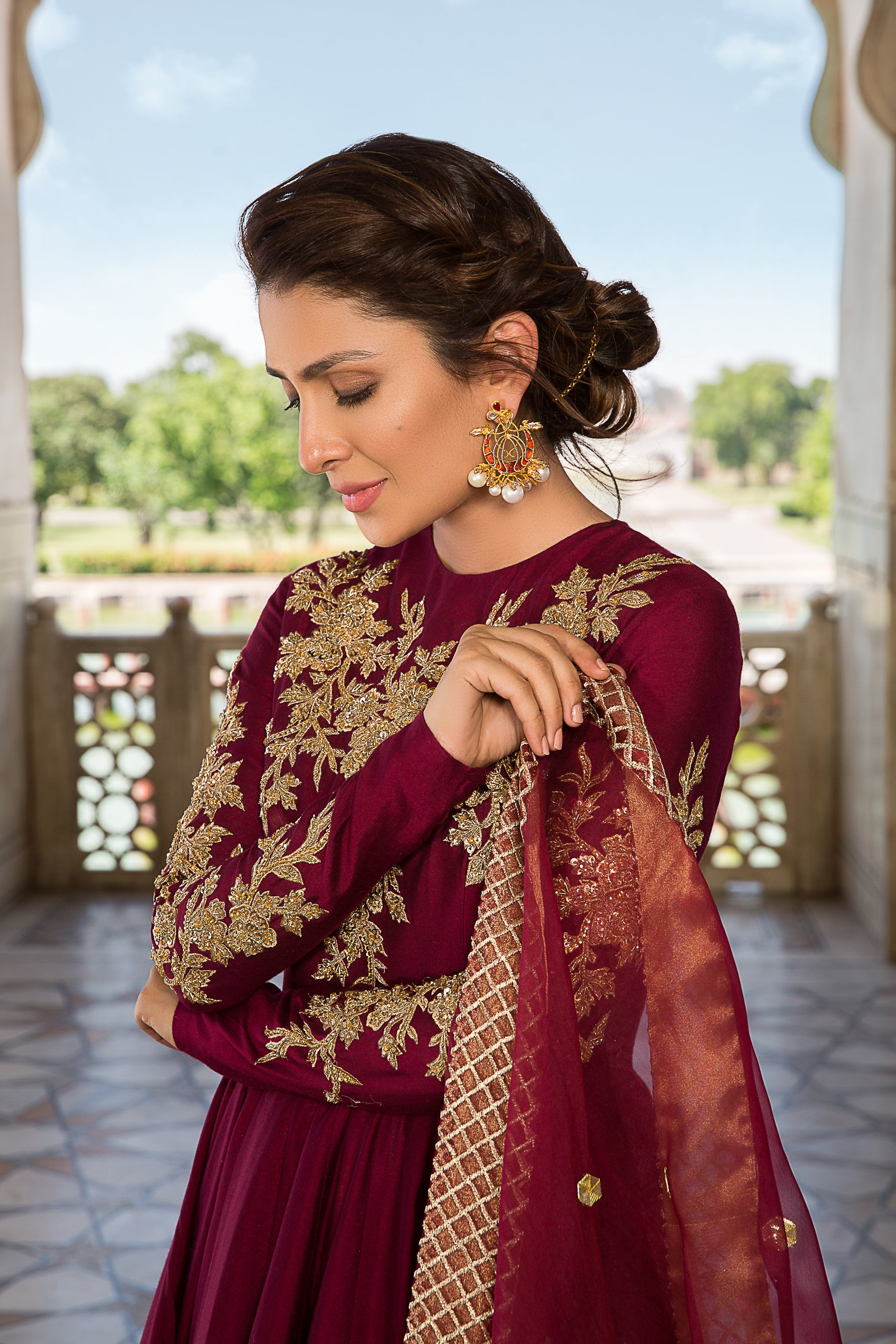 Magenta Gold Embroidered Cotton Silk Pishwas (3-Piece) - Image 2