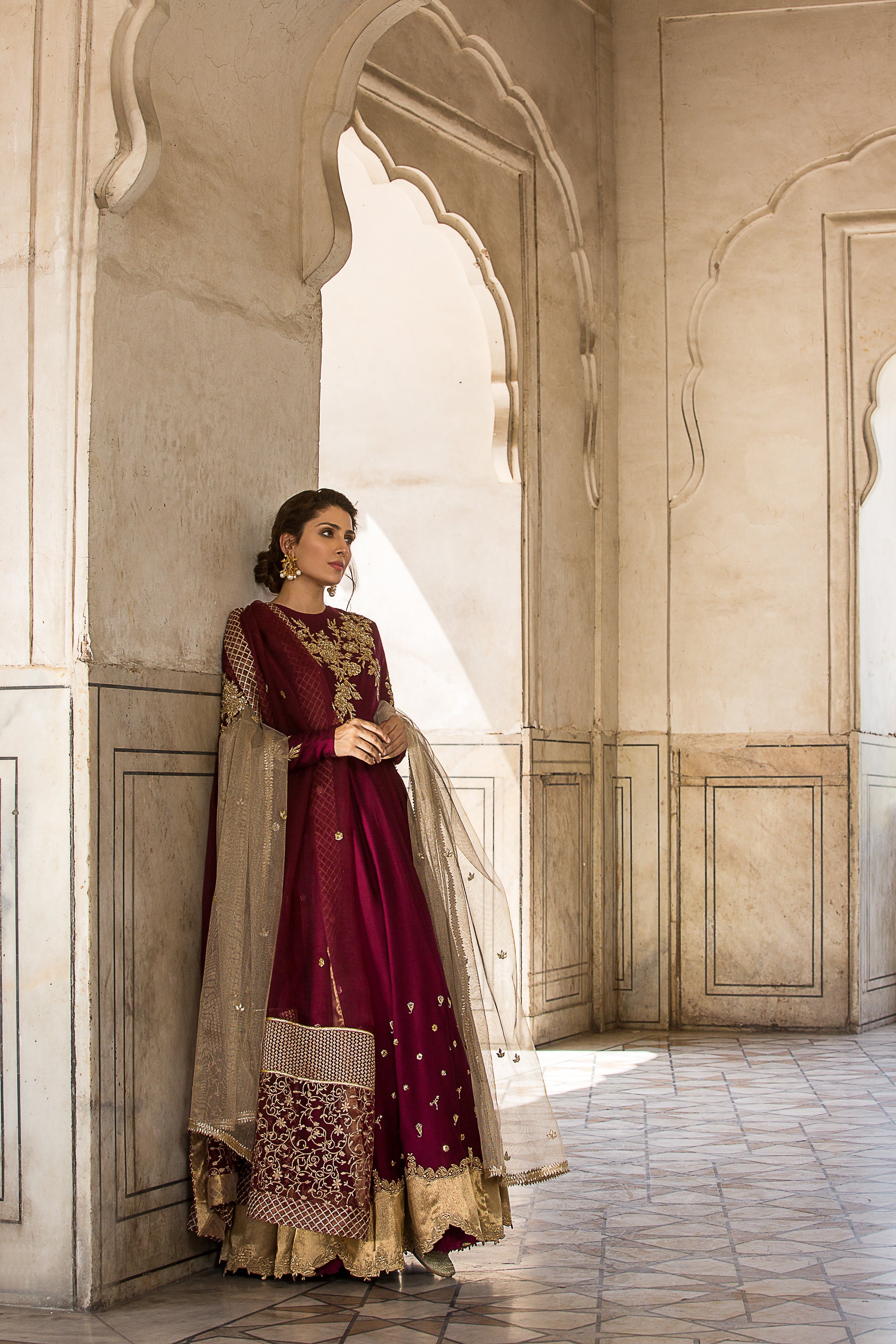 Magenta Gold Embroidered Cotton Silk Pishwas (3-Piece) - Image 4