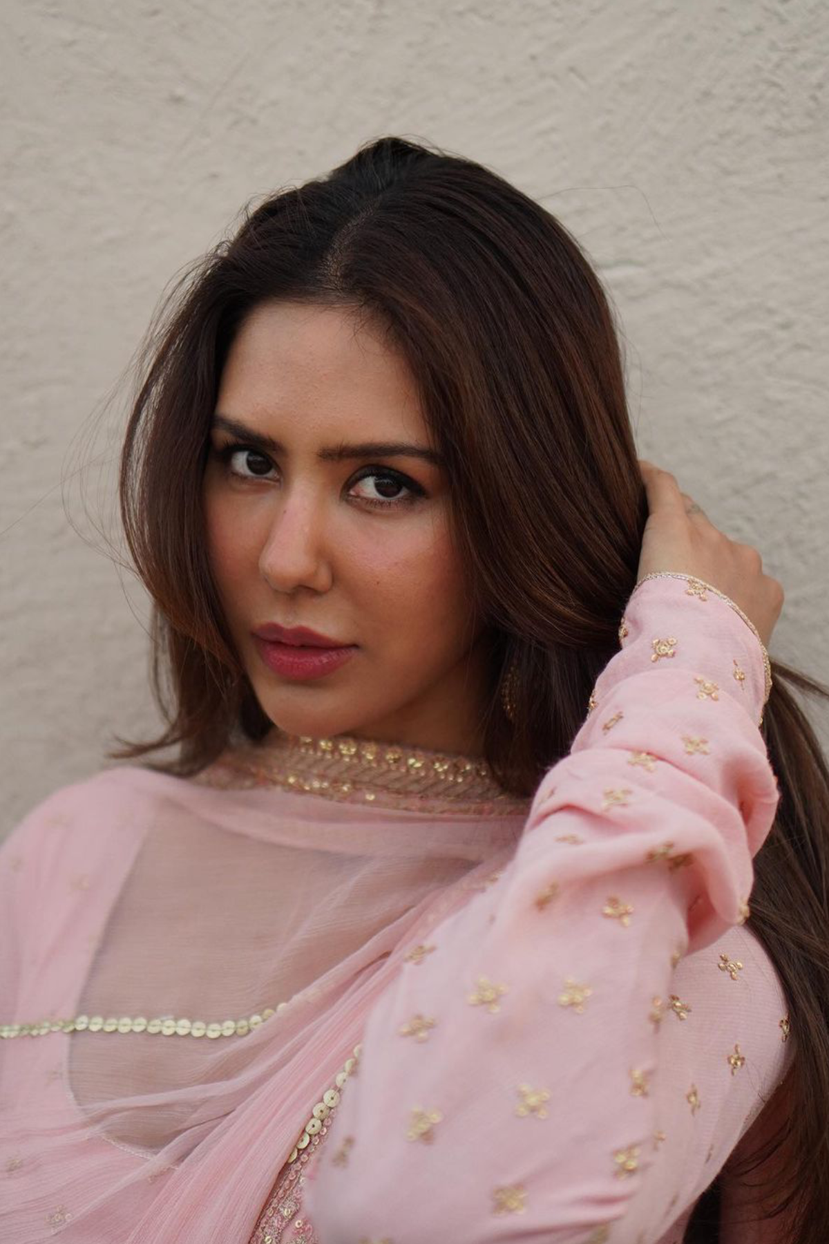 Pakistani Blush Pink Embroidered Chiffon-Georgette Pishwas (2-Piece) - Image 3