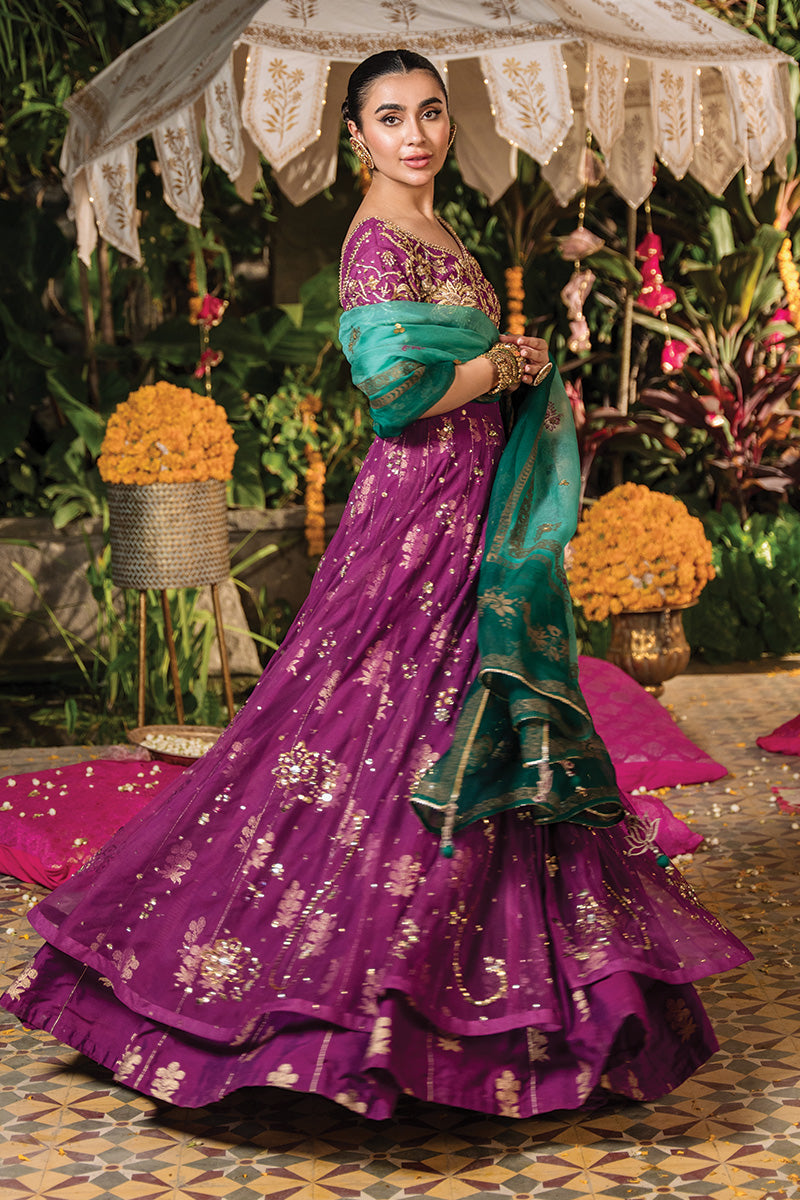 Pakistani Magenta Zardozi Net Pishwas Dress (3-Piece) - Image 3