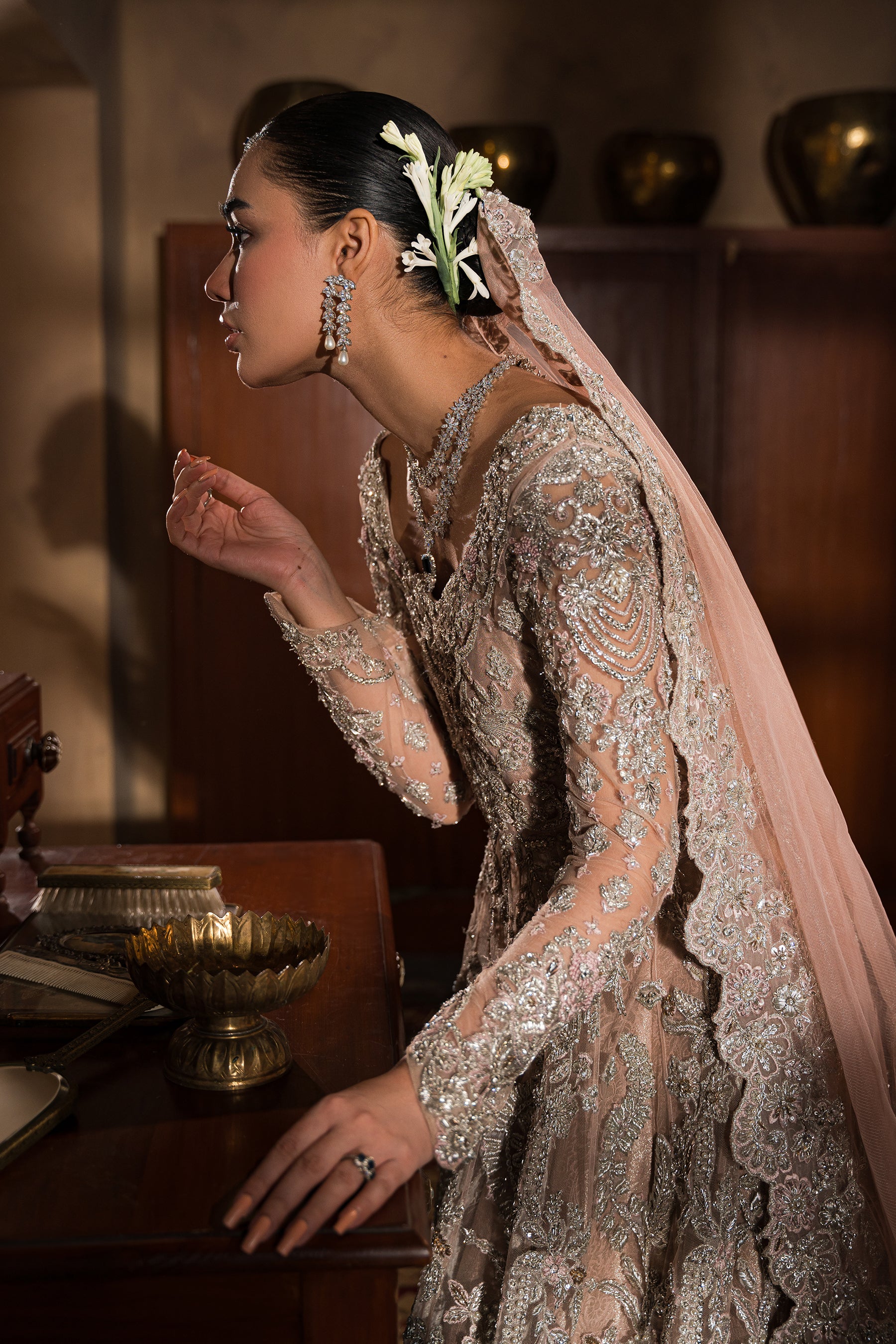Pakistani Blush Pink Zardozi Net Bridal Pishwas (2-Piece) - Image 4