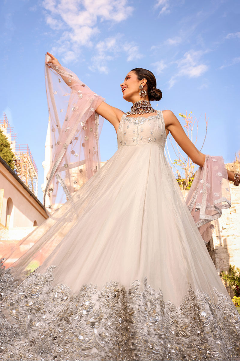 Pakistani Pink Hand Embellished Pure Tissue Pishwas (2-Piece) - Image 1