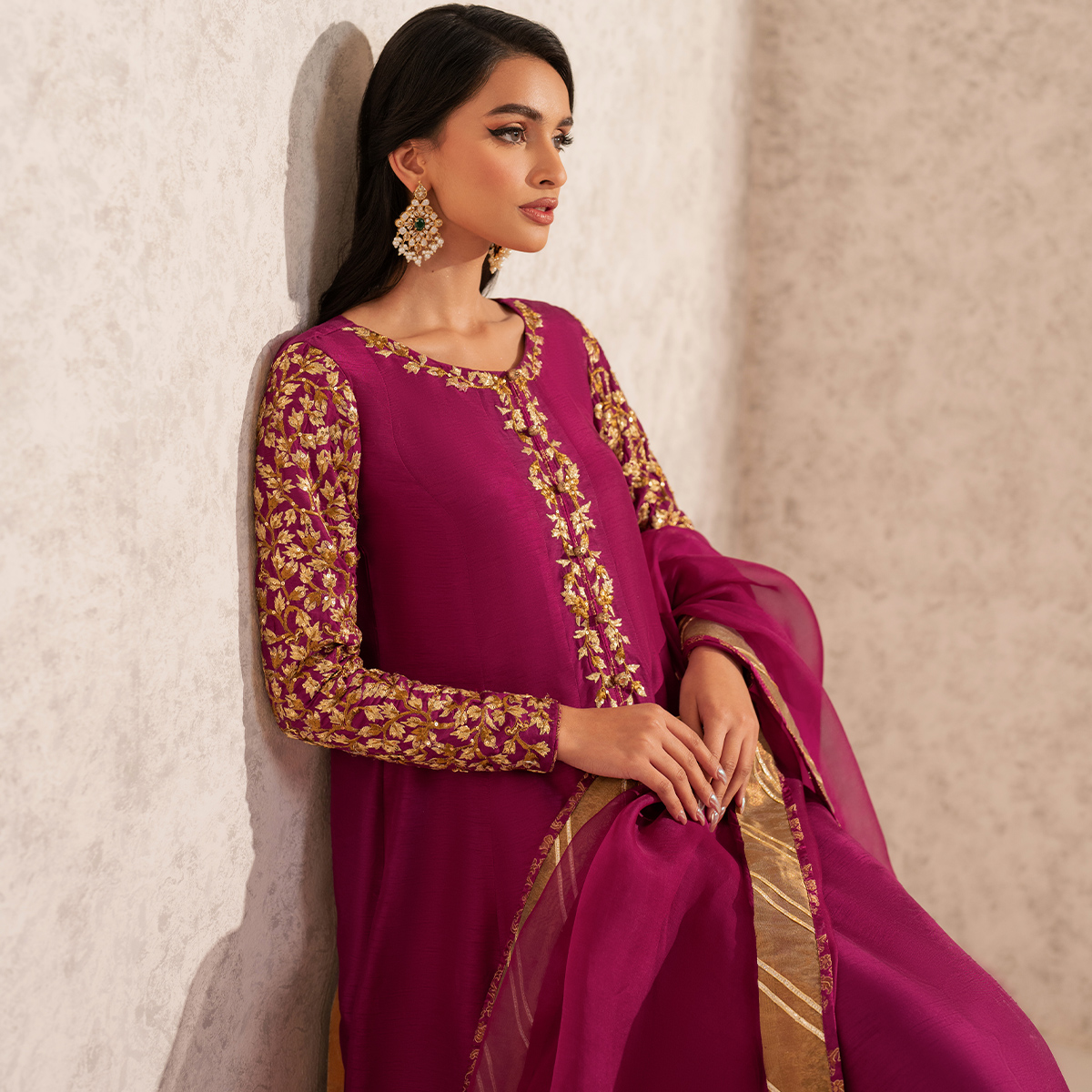 Pakistani Magenta Embroidered Korean Raw Silk Cropped Pishwas (4-Piece) - Image 2