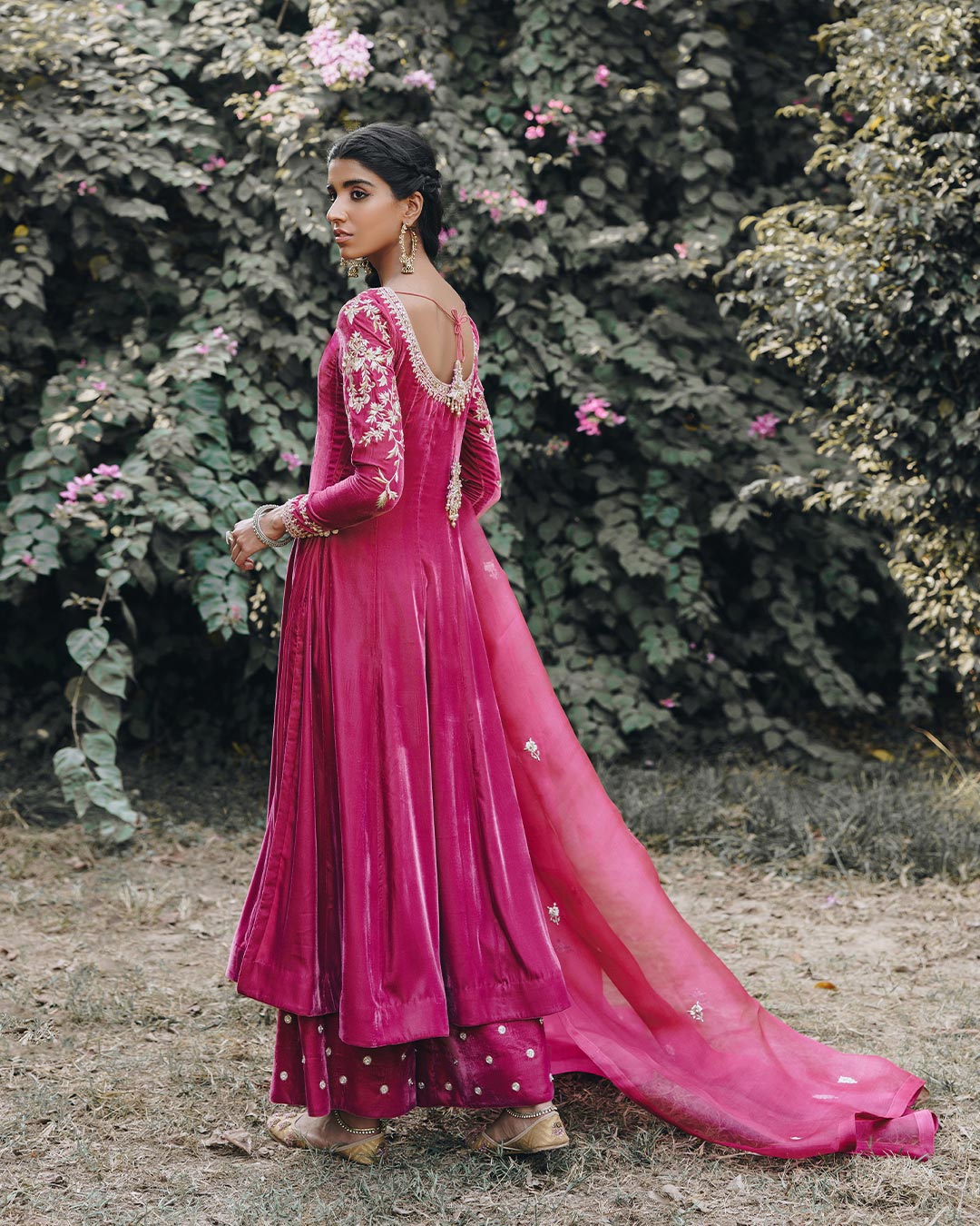 Pakistani Deep Pink Embroidered Velvet Pishwas (3-Piece) - Image 2
