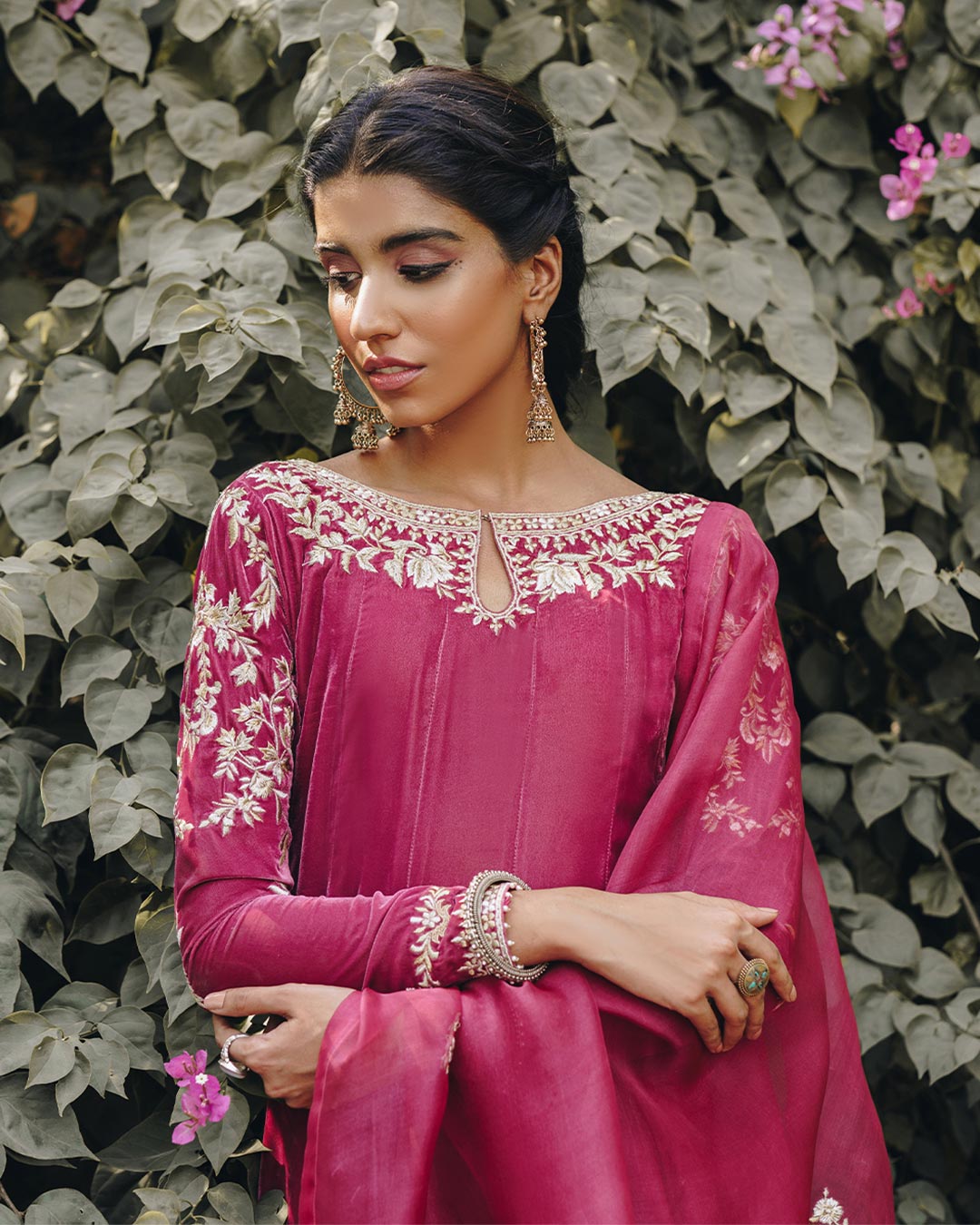 Pakistani Deep Pink Embroidered Velvet Pishwas (3-Piece) - Image 4