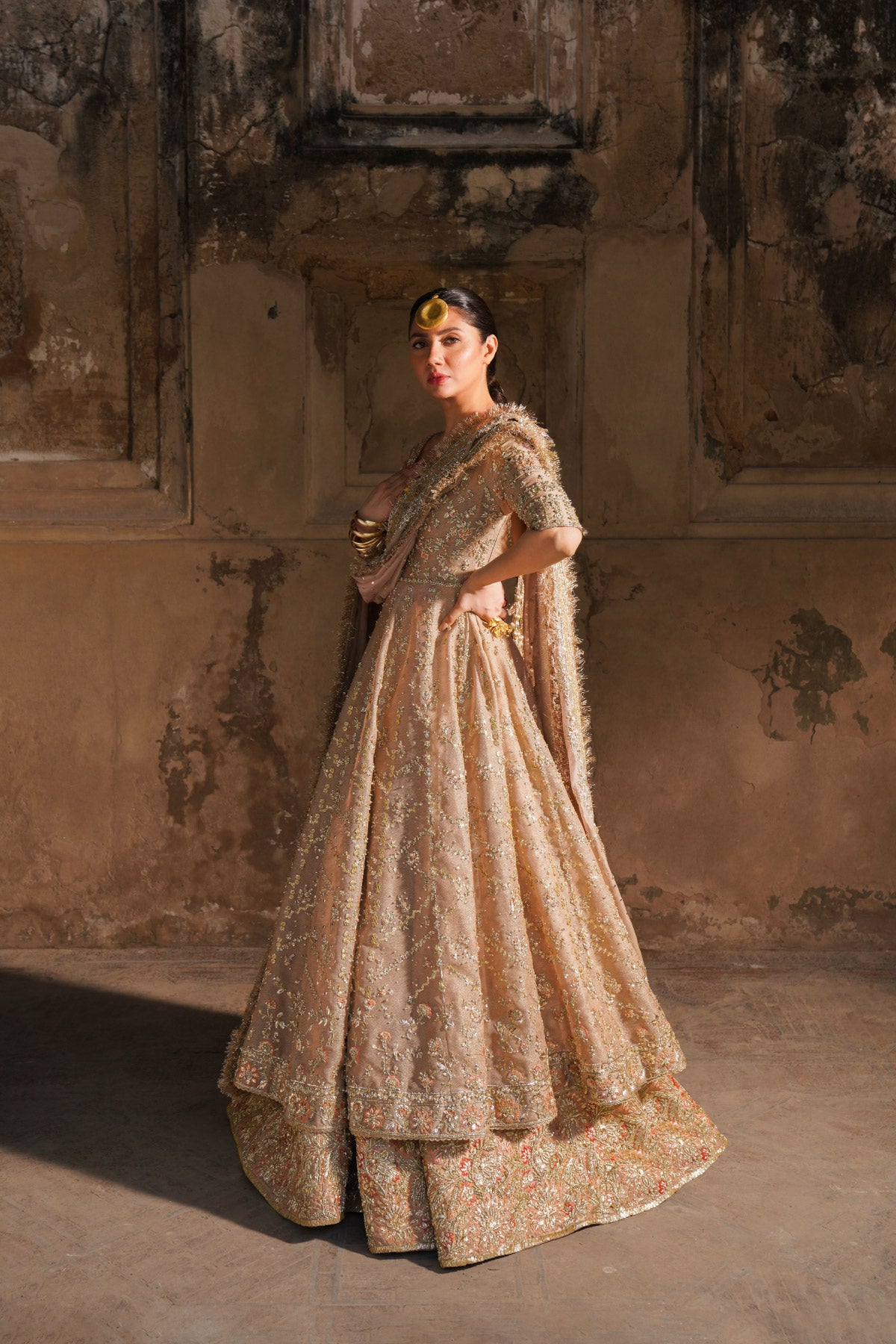 Pakistani Dusty Pink Zardozi Zari Net Pishwas Dress (4-Piece) - Image 1