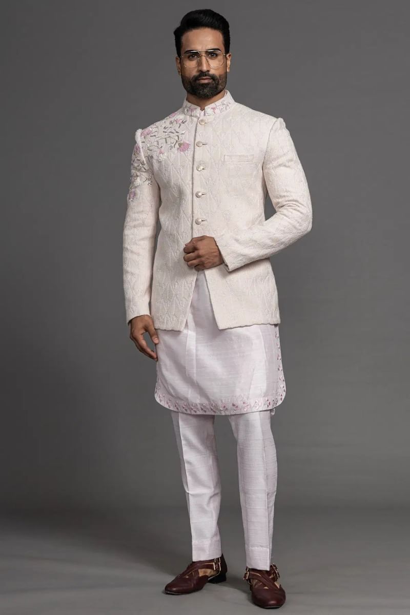 Creamy Pink Zardozi Jute Jodhpuri Suit (3-Piece) - Image 3