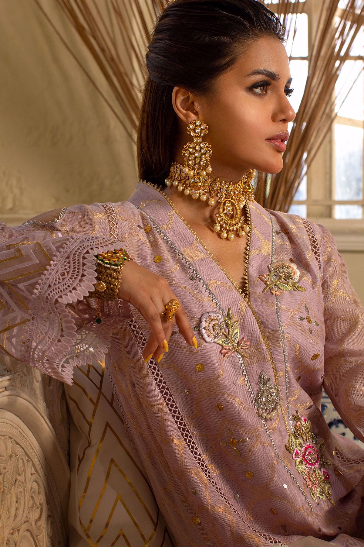 Pakistani Mauve Kaamdani Silk Thread Chiffon Kameez (3-Piece) - Image 10