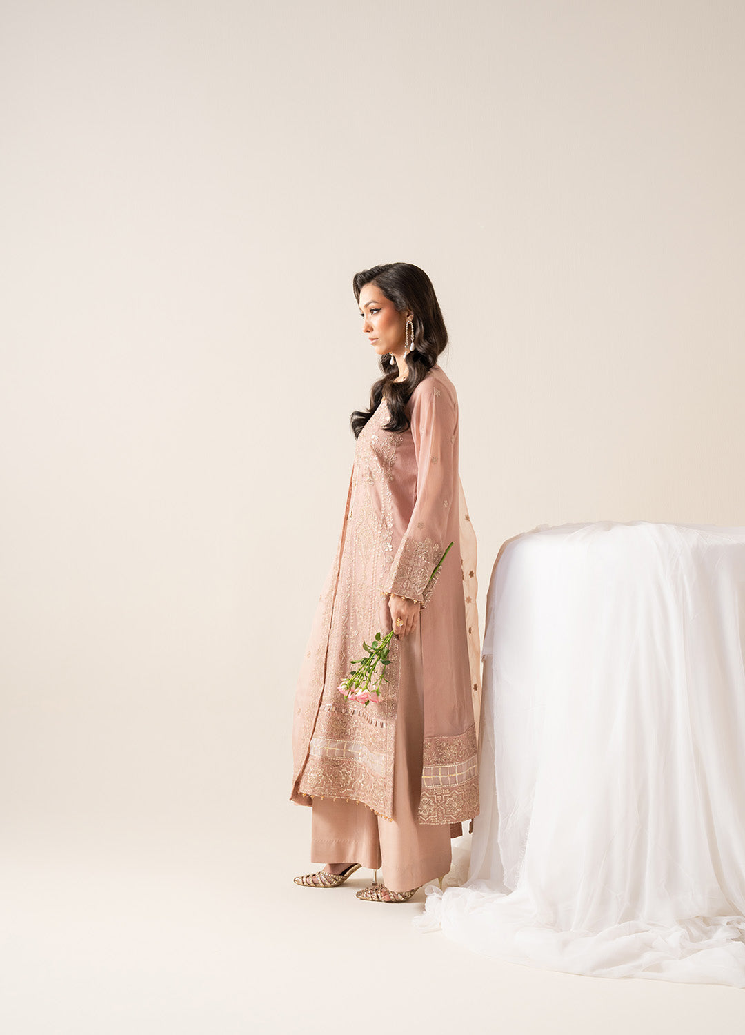 Pakistani Rose Quartz Embroidered Chiffon & Organza 3-Piece Suit - Image 4