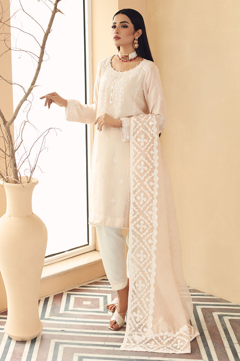 Pakistani Peach Pink Hand-Embroidered Cotton Salwar Kameez (3-Piece) - Image 2