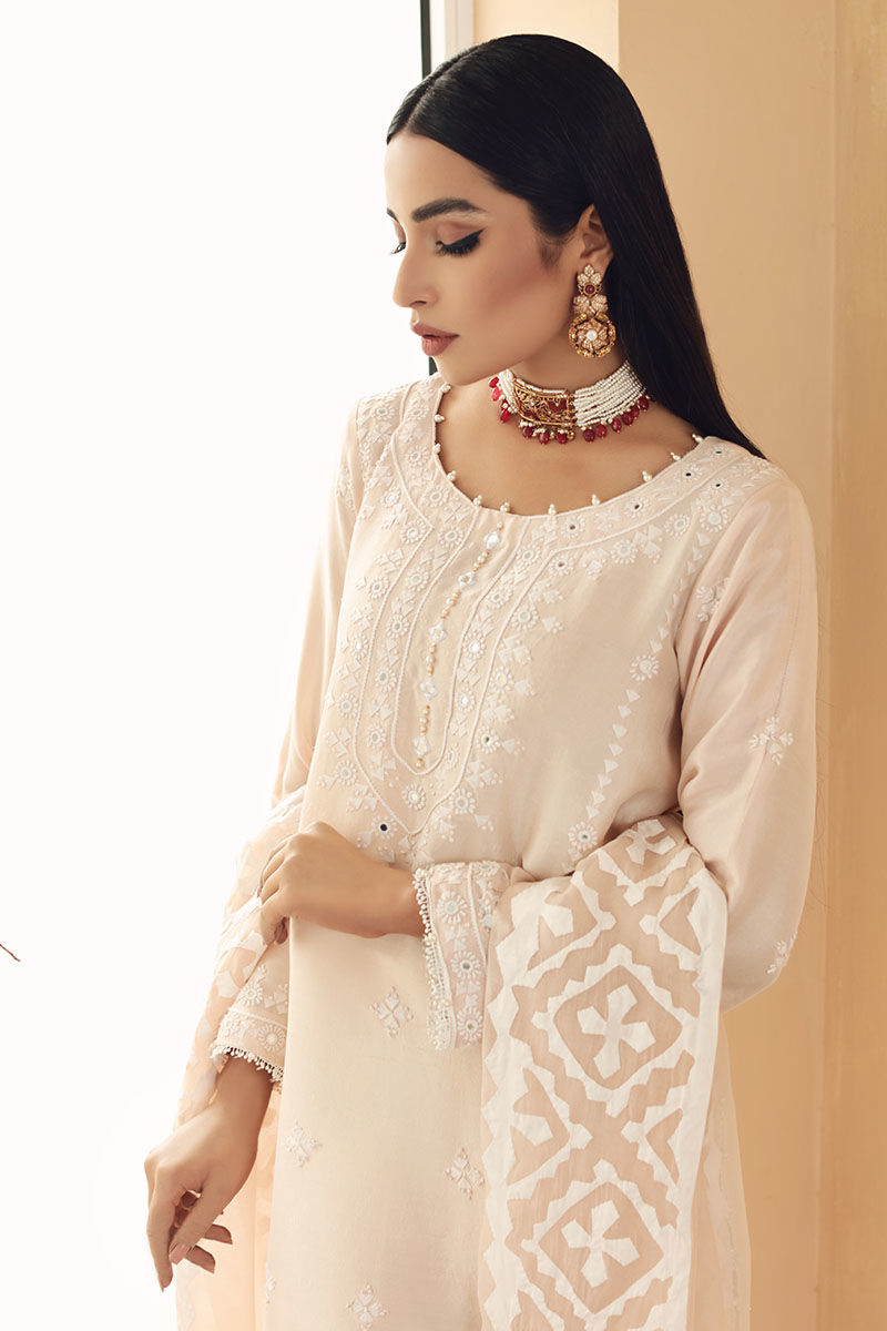 Pakistani Peach Pink Hand-Embroidered Cotton Salwar Kameez (3-Piece) - Image 5