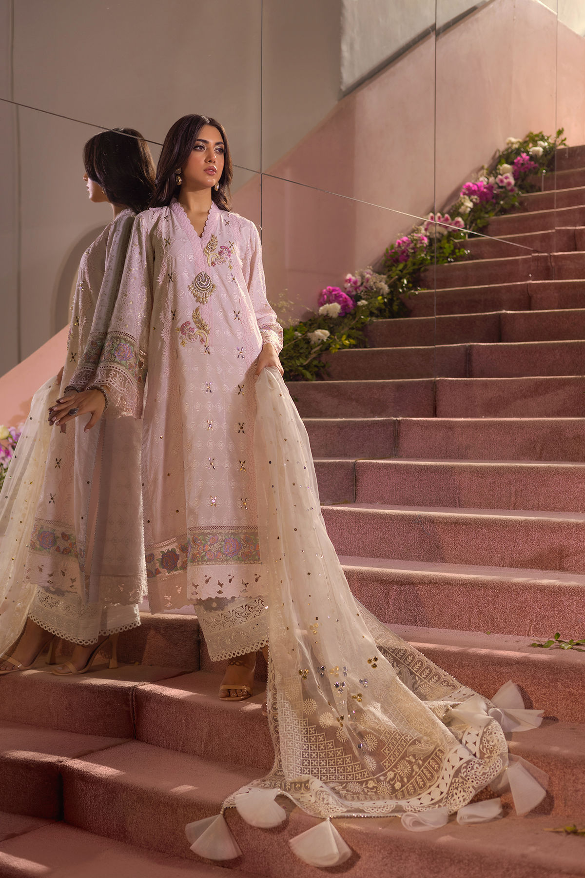 Pakistani Pink Kaamdani Zardozi Cotton Net Salwar Kameez (3-Piece) - Image 2