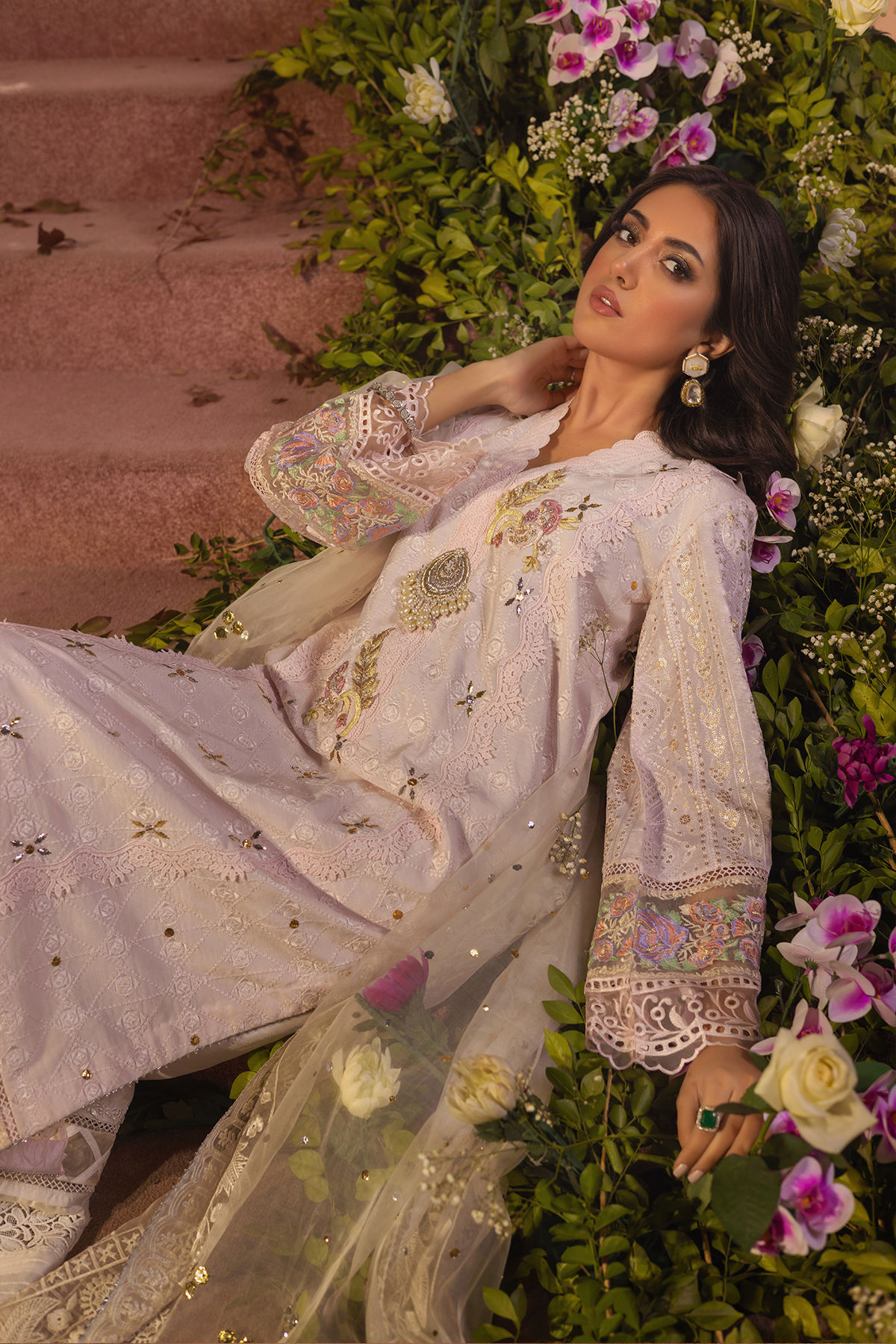 Pakistani Pink Kaamdani Zardozi Cotton Net Salwar Kameez (3-Piece) - Image 4