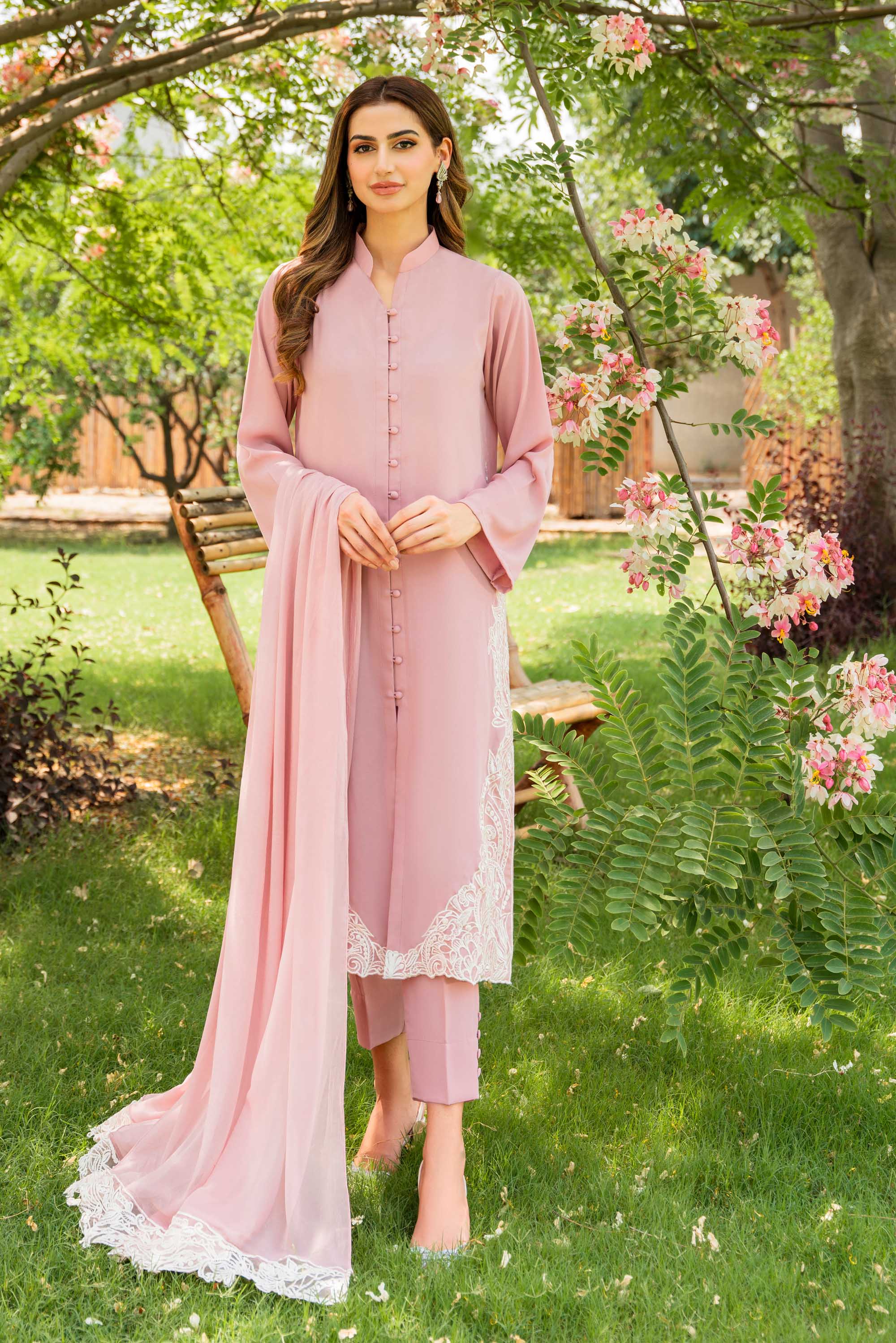 Pakistani Tea Pink Embroidered Georgette Chiffon Salwar Kameez (3-Piece) - Image 3