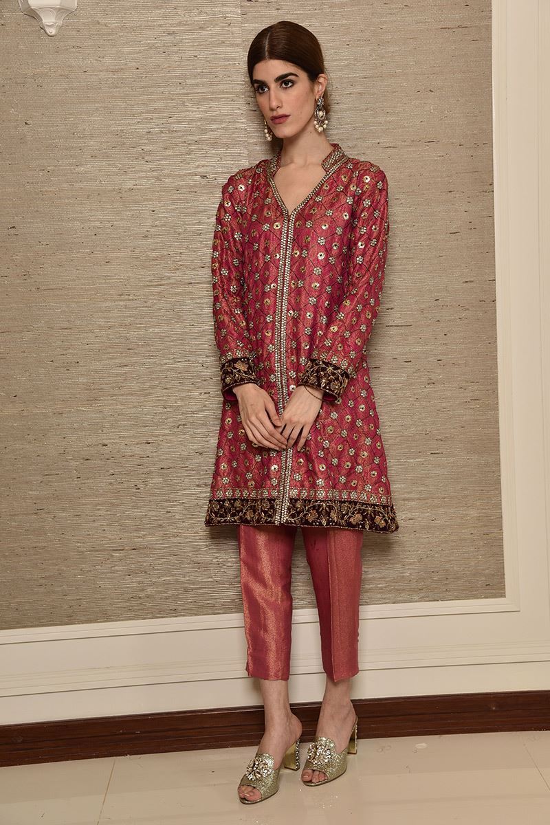 Pakistani Fuchsia Embroidered Jamavar Salwar Kameez (3-Piece) - Image 2