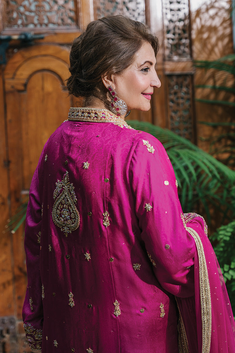 Magenta Zardozi Kamdani Jamawar Kurta Set (3-Piece) - Image 3