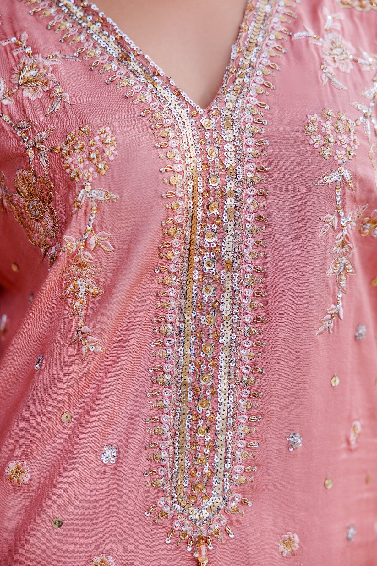 Pakistani Blush Pink Embroidered Kataan Silk Kurta Set (3-Piece) - Image 3