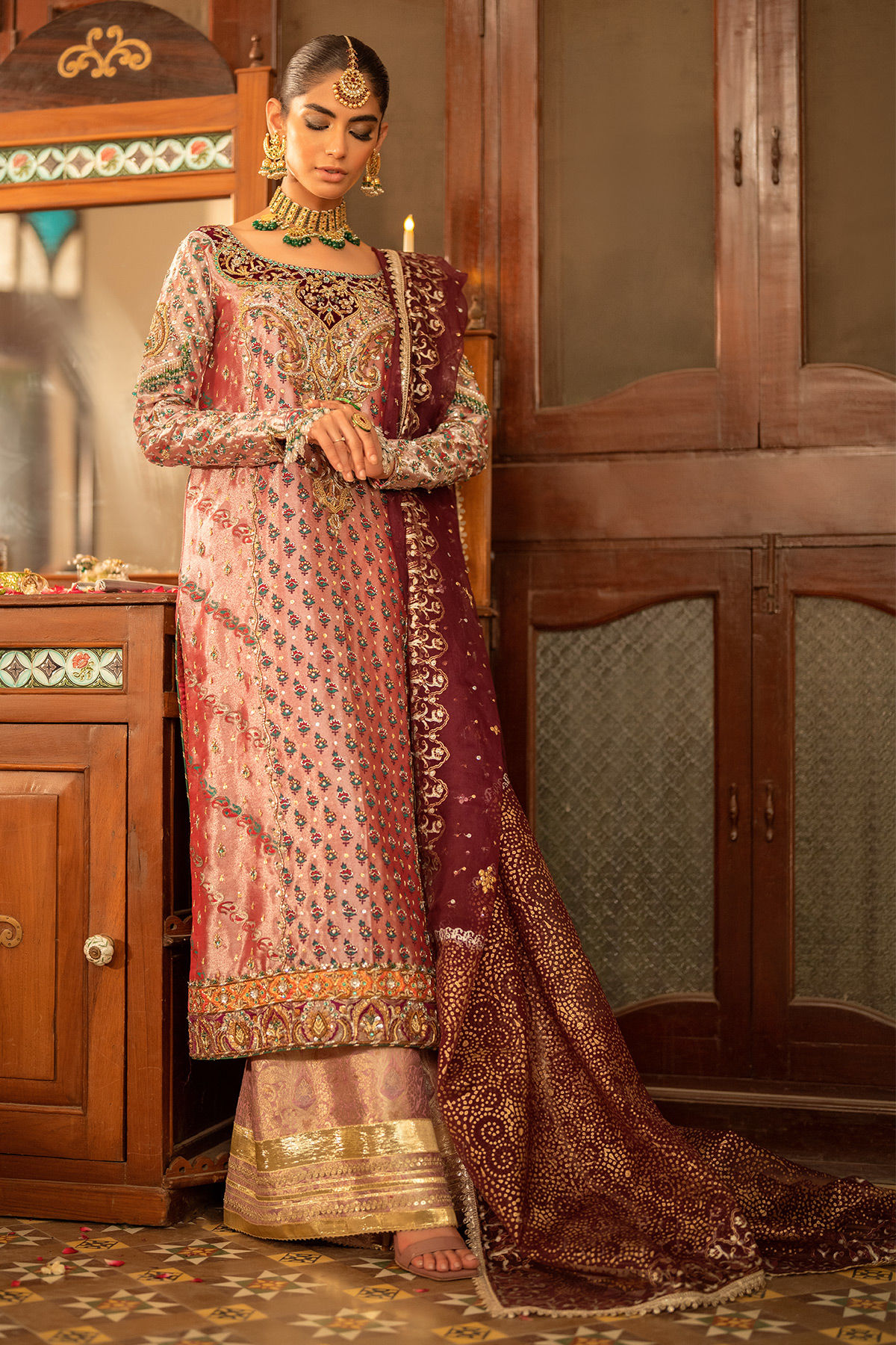 Pakistani Deep Pink Zardozi Lamé Salwar Kameez (3-Piece) - Image 1