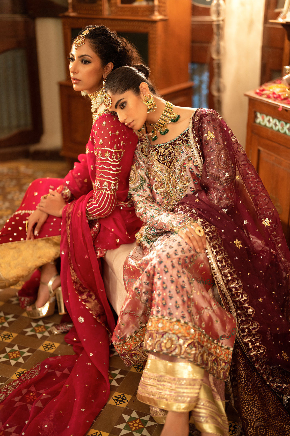 Pakistani Deep Pink Zardozi Lamé Salwar Kameez (3-Piece) - Image 11