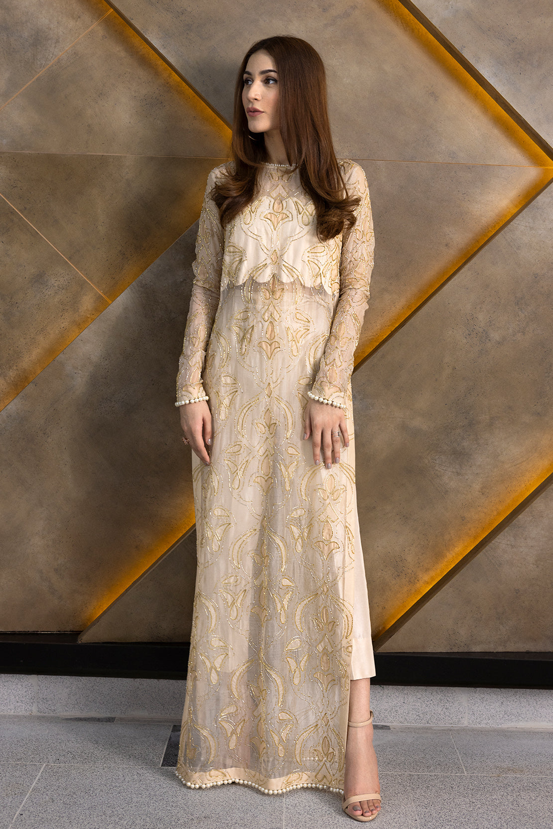 Pakistani Peach Embroidered Organza Salwar Kameez (3-Piece) - Image 2