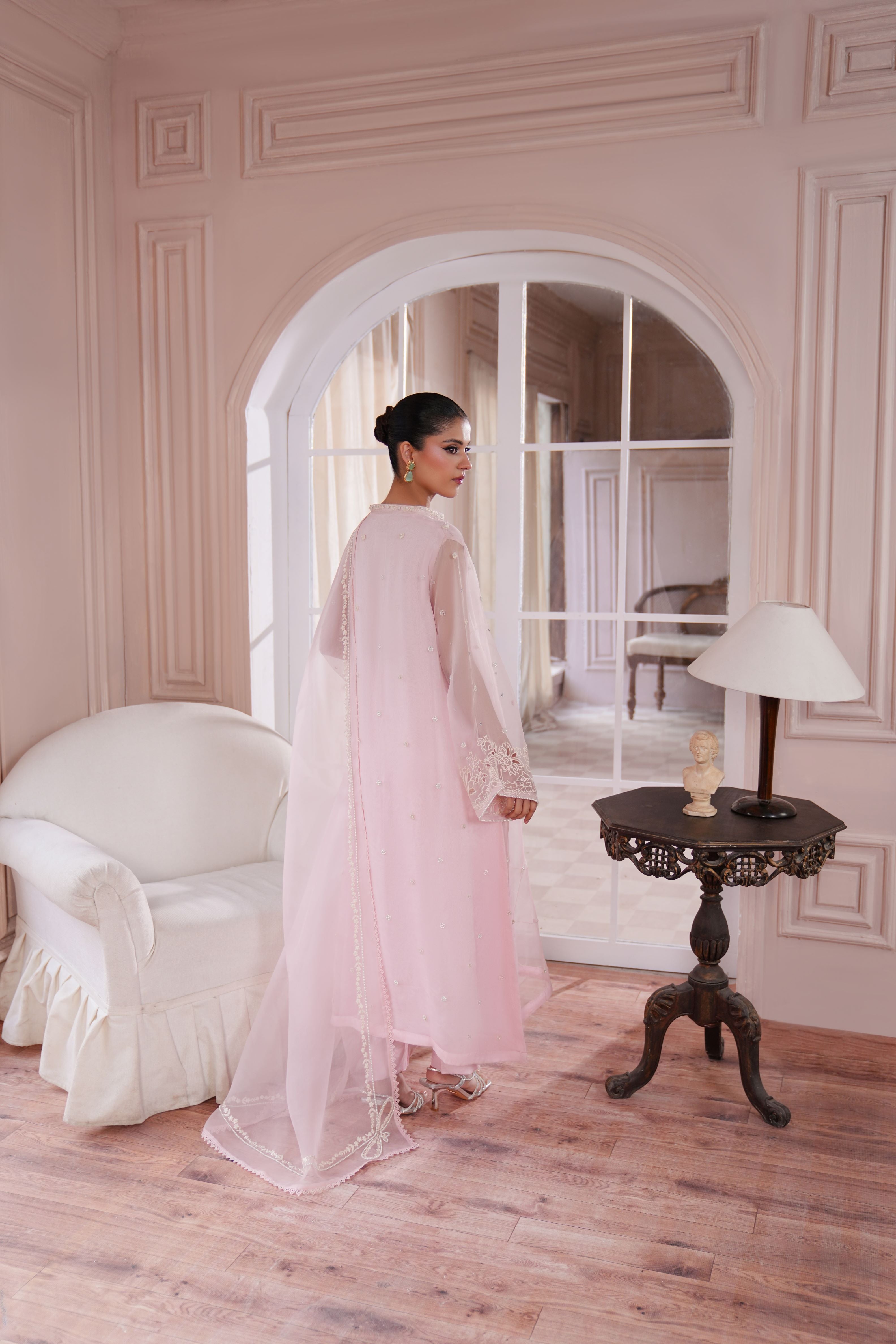 Tea Pink Embroidered Pure Organza Salwar Kameez (3-Piece) - Image 3