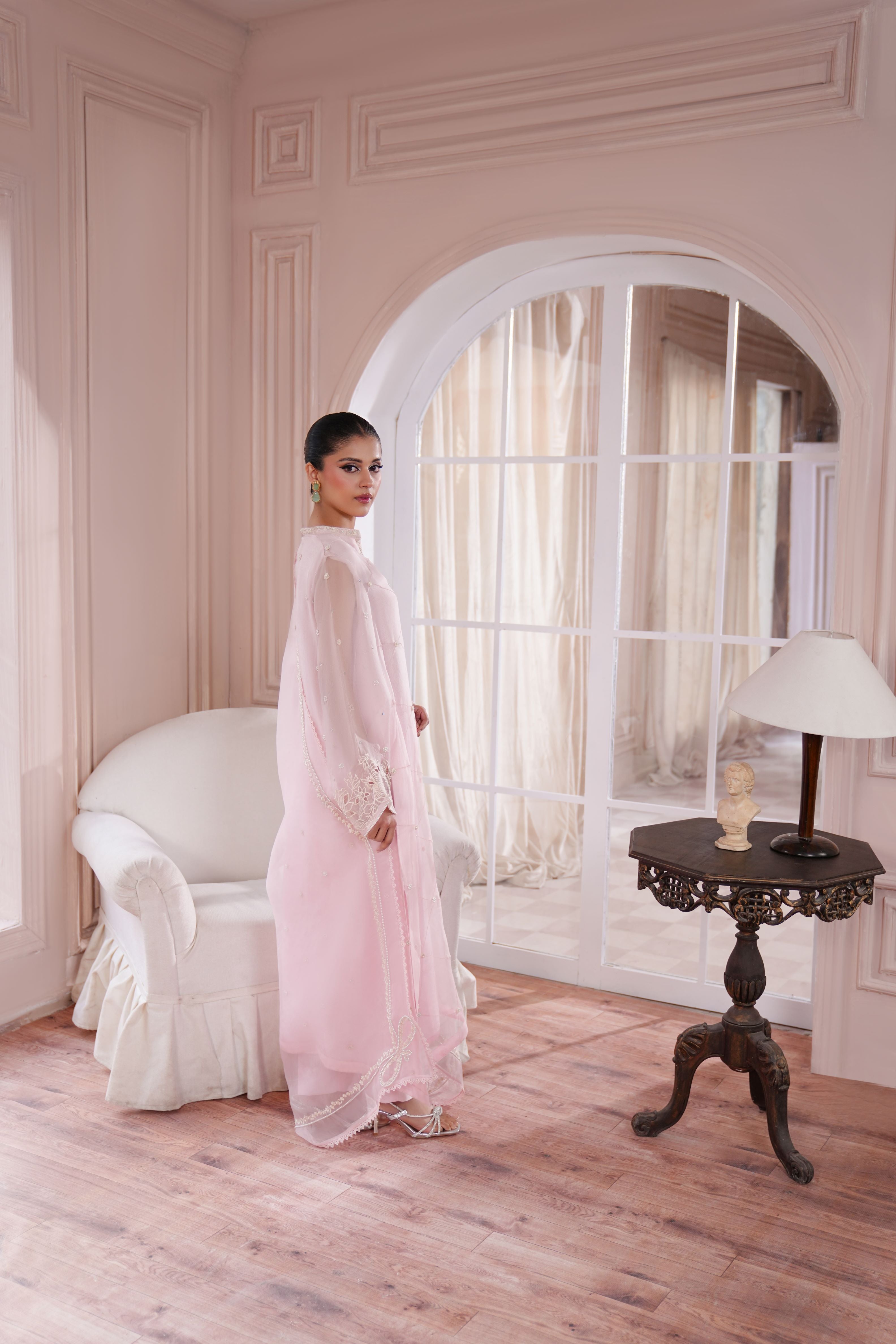 Tea Pink Embroidered Pure Organza Salwar Kameez (3-Piece) - Image 5