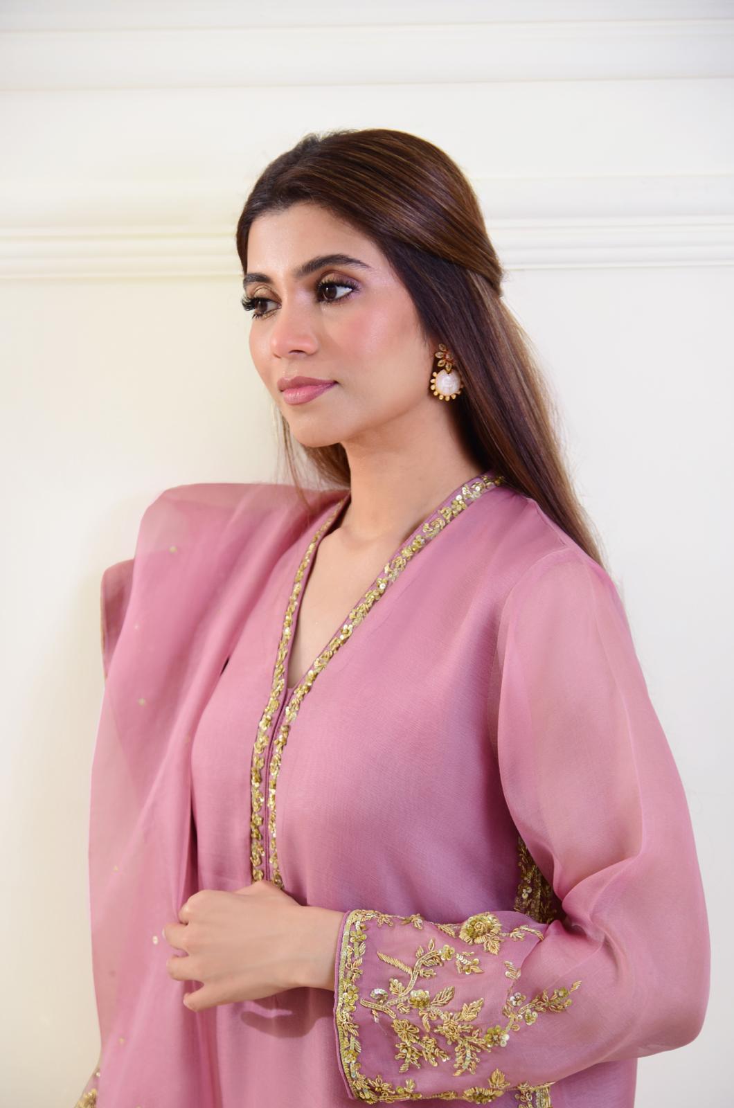 Pakistani Mauve Pink Hand-Embroidered Organza Salwar Kameez (3-Piece) - Image 2