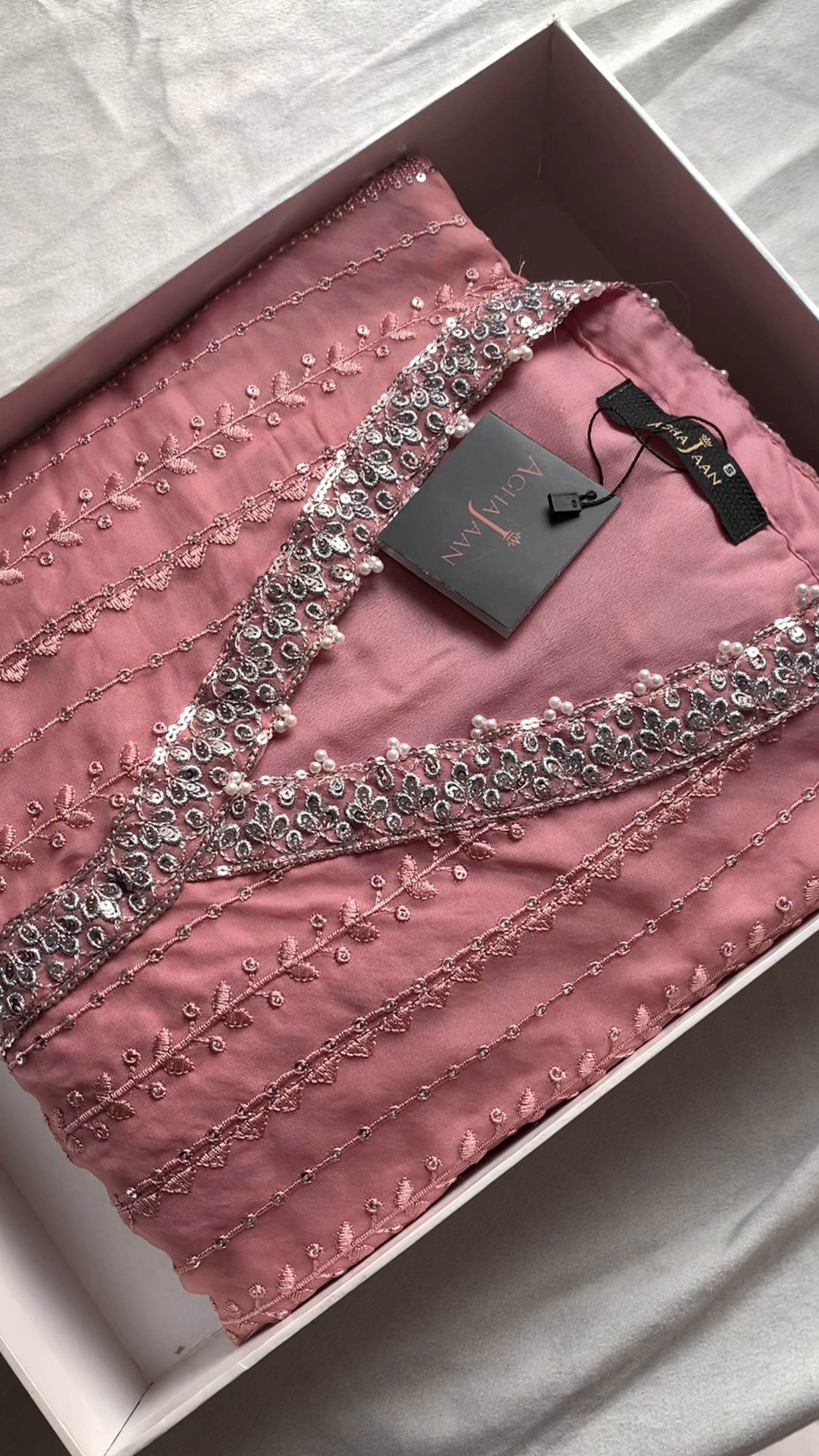 Pakistani Tea Rose Pink Embroidered Organza & Chiffon Kurta (3-Piece) - Image 11