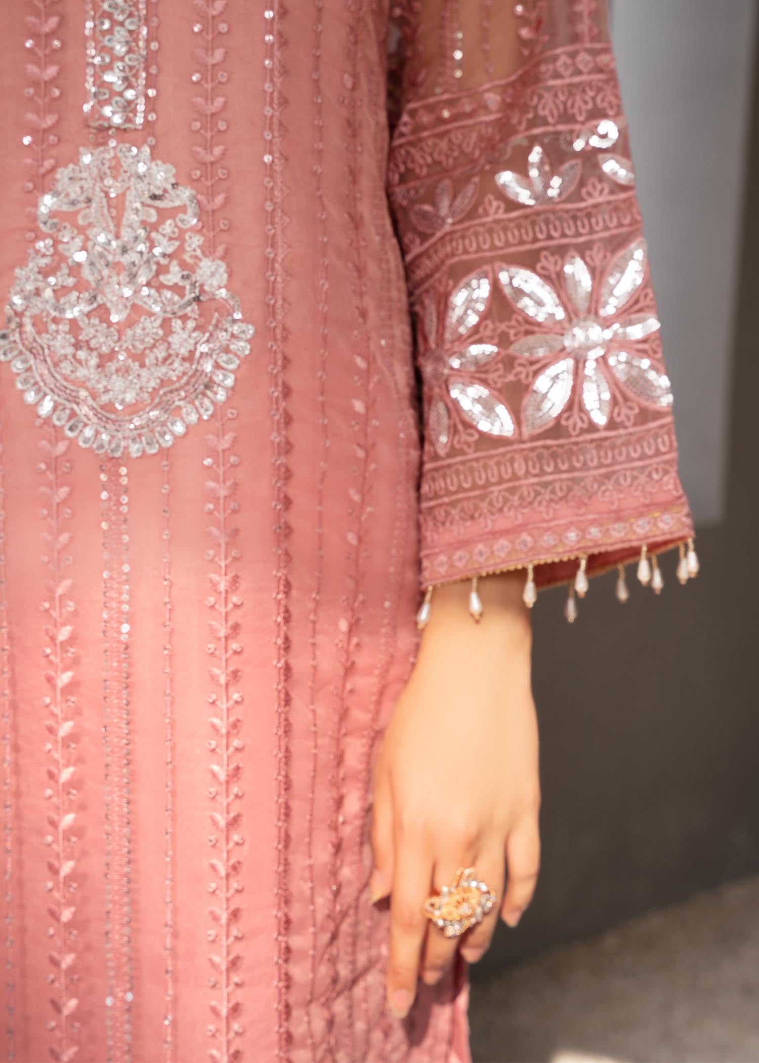 Pakistani Tea Rose Pink Embroidered Organza & Chiffon Kurta (3-Piece) - Image 5