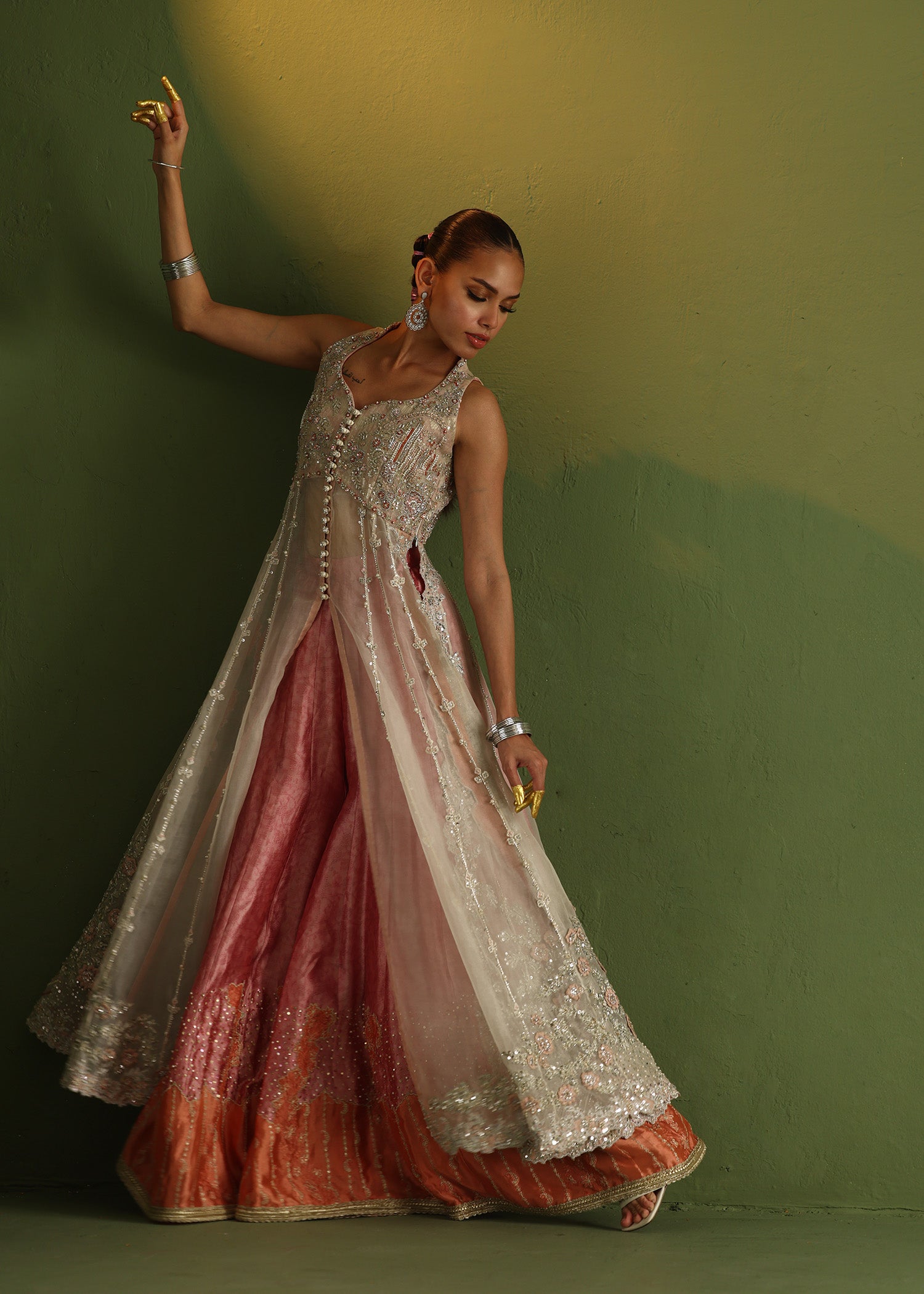 Pink Zardozi Embroidered Pure Organza Salwar Kameez (3-Piece) - Image 7