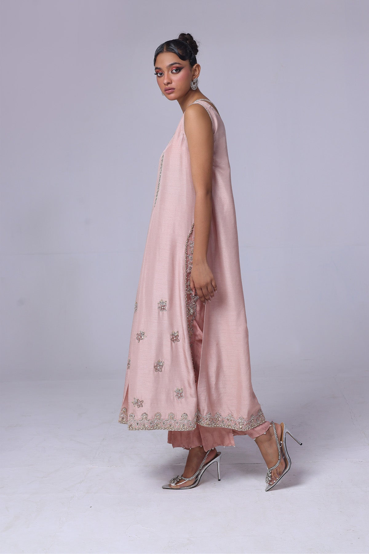 Pakistani Soft Pink Embellished Raw Silk Salwar Kameez (2-Piece) - Image 2