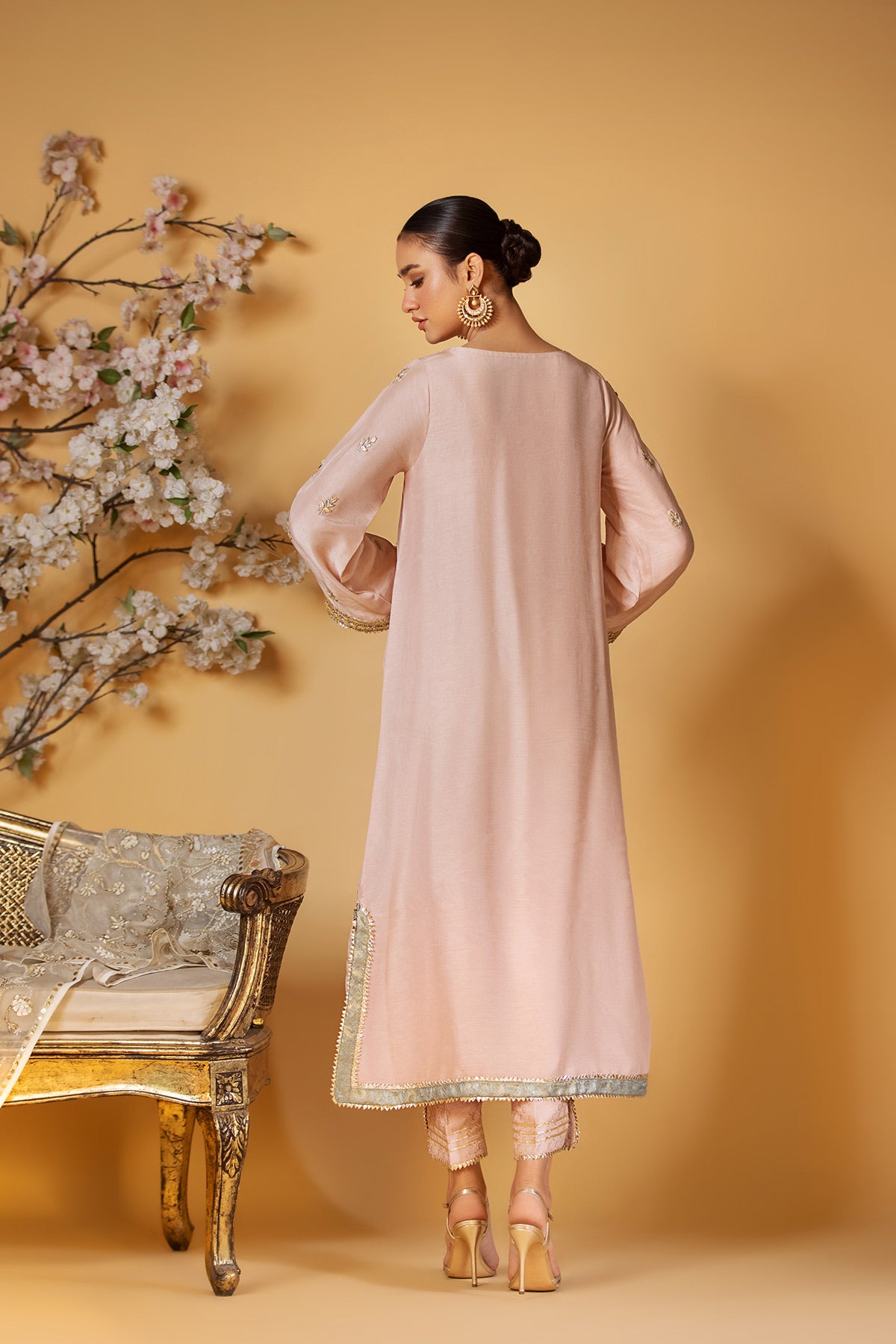 Pakistani Powder Pink Gota Resham Raw Silk Salwar Kameez (2-Piece) - Image 3