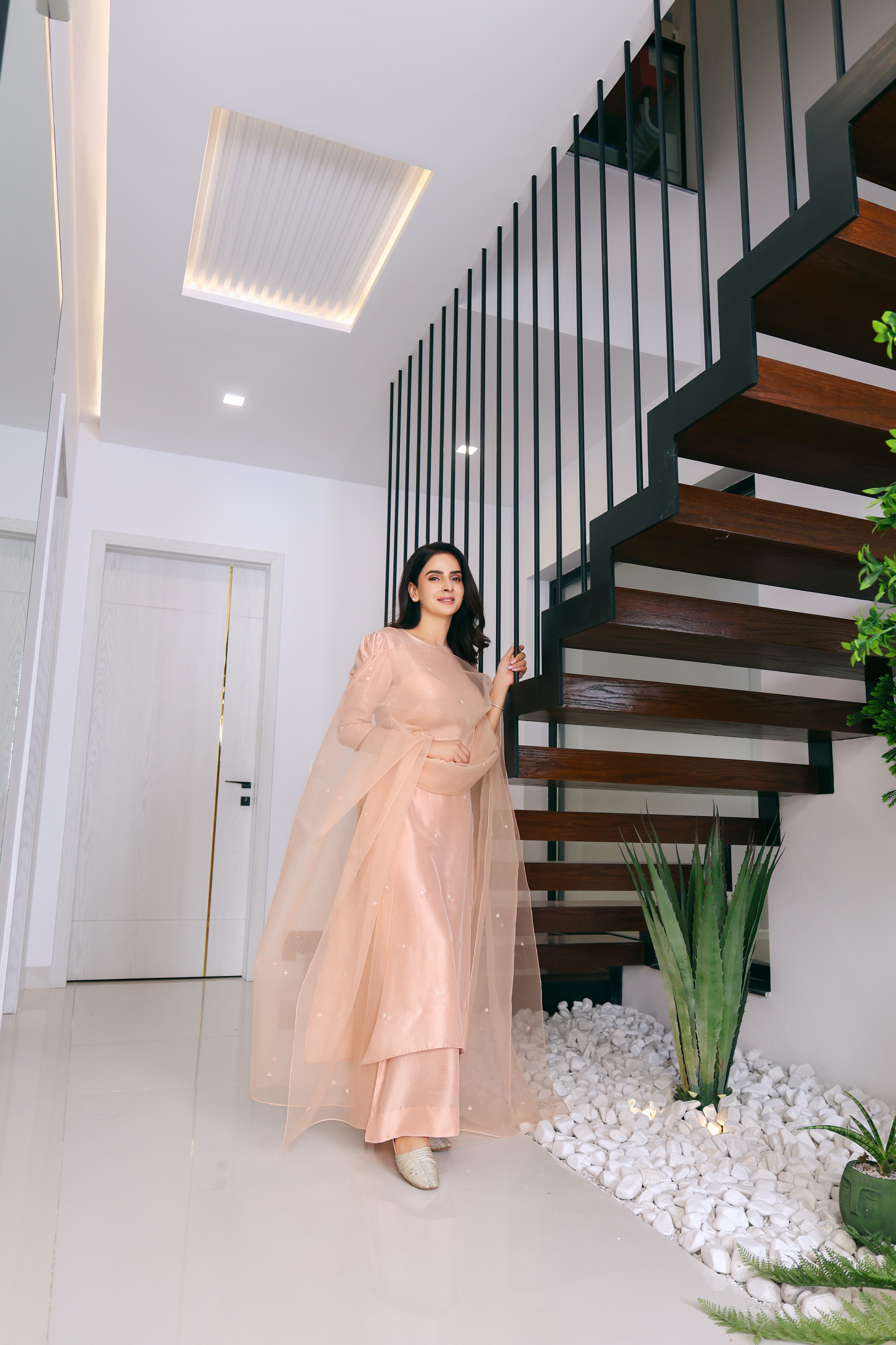 Blush Pink Hand-Embroidered Raw Silk Salwar Kameez (3-Piece) - Image 4