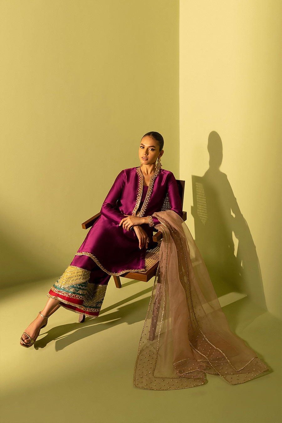 Magenta Zardozi Gota Raw Silk Kurta Set (3-Piece) - Image 4