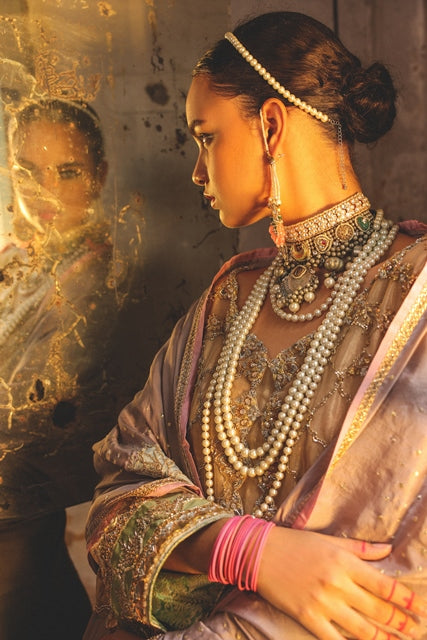 Blush Pink Hand-Embellished Tissue Silk Salwar Kameez (3-Piece) - Image 4