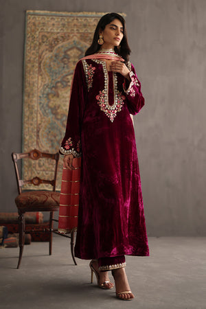 Magenta Embellished Pure Velvet Salwar Kameez (3-Piece) - Image 4