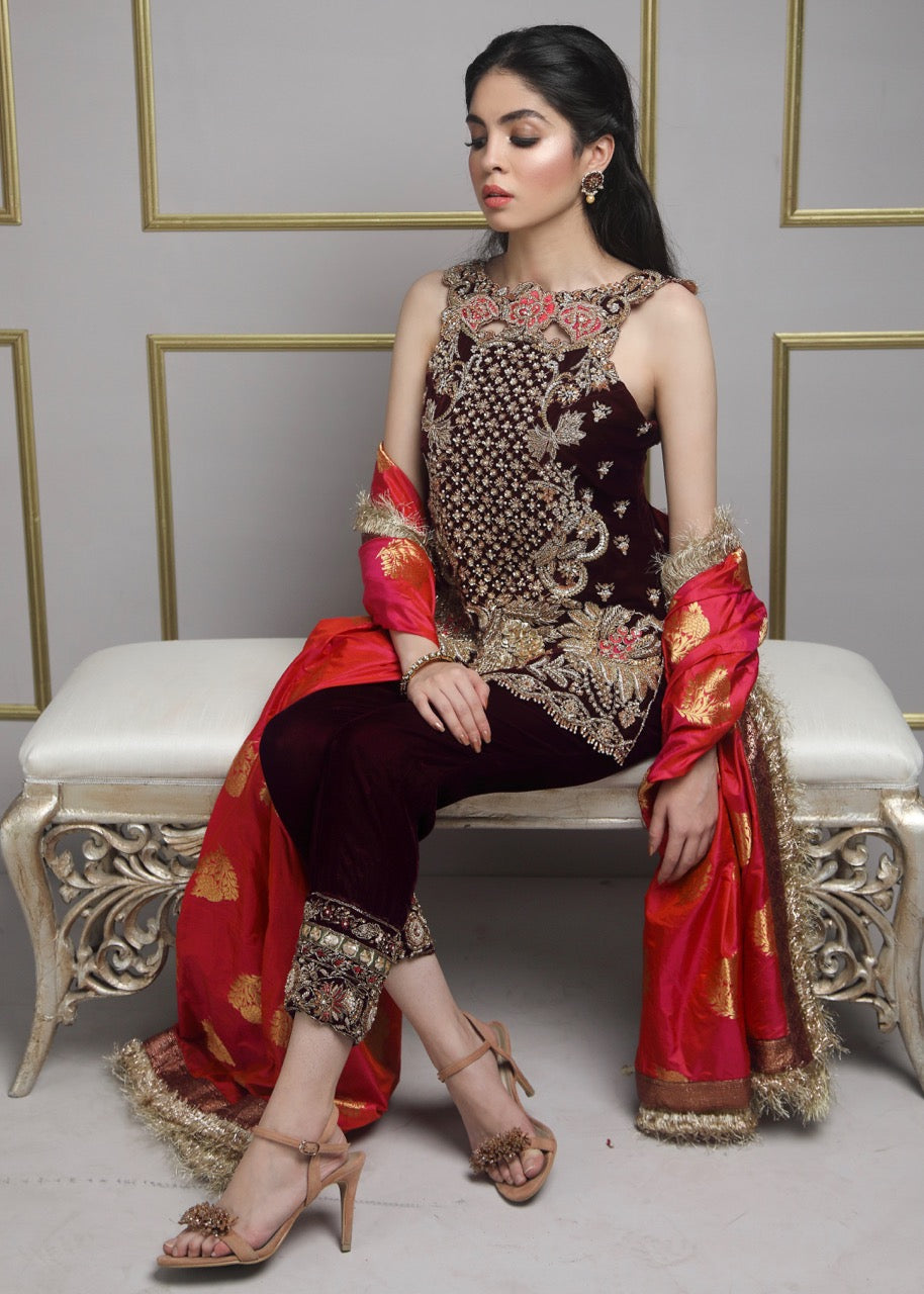 Magenta Hand-Embellished Velvet Salwar Kameez (3-Piece) - Image 2