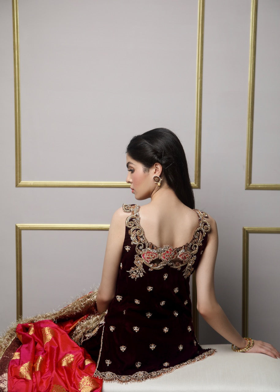 Magenta Hand-Embellished Velvet Salwar Kameez (3-Piece) - Image 3