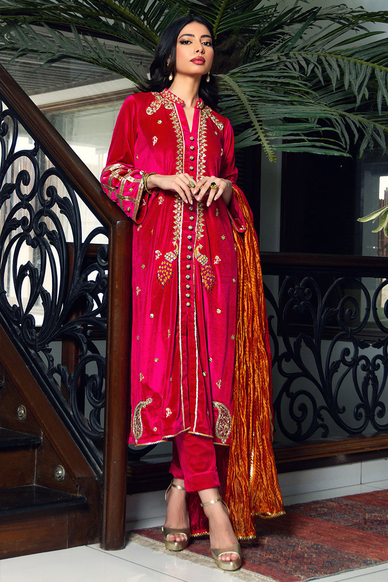 Pakistani Deep Festive Pink Hand-Embellished Velvet Kurta Set (3-Piece) - Image 1