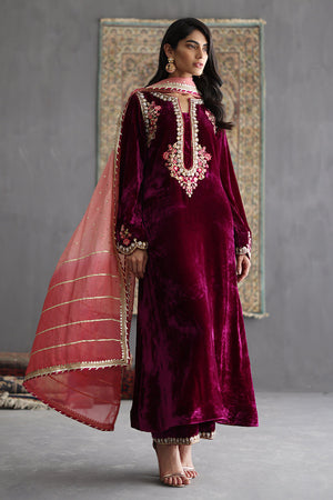 Magenta Embellished Velvet Salwar Kameez (3-Piece) - Image 1