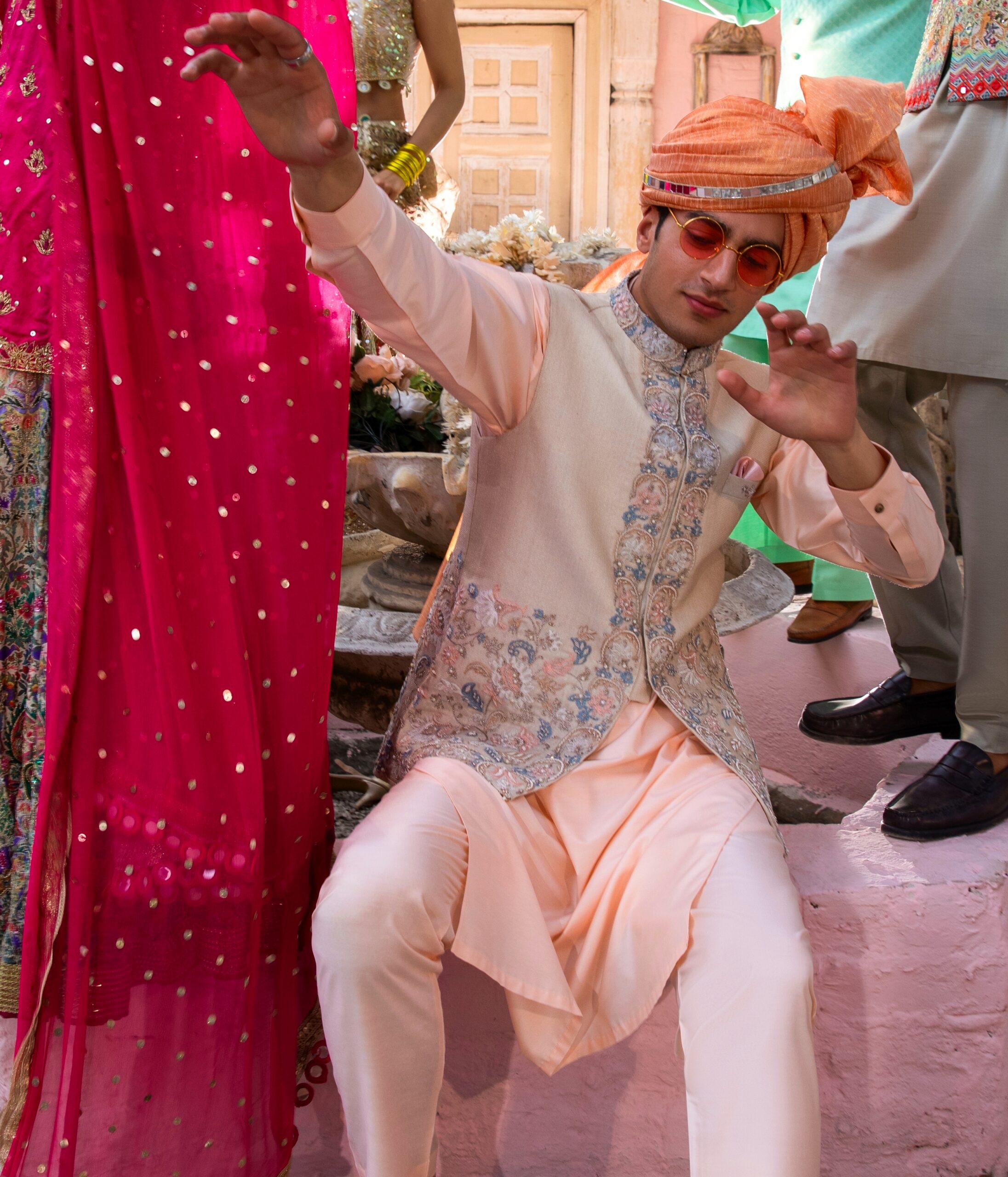 Peach Masoori Embroidered Waistcoat Kurta Set (3-Piece) - Image 1