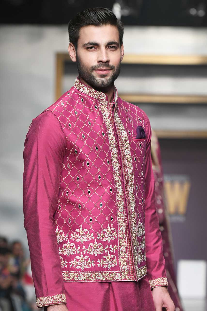 Magenta Hand-Embroidered Raw Silk Waistcoat Kurta (3-Piece) - Image 2