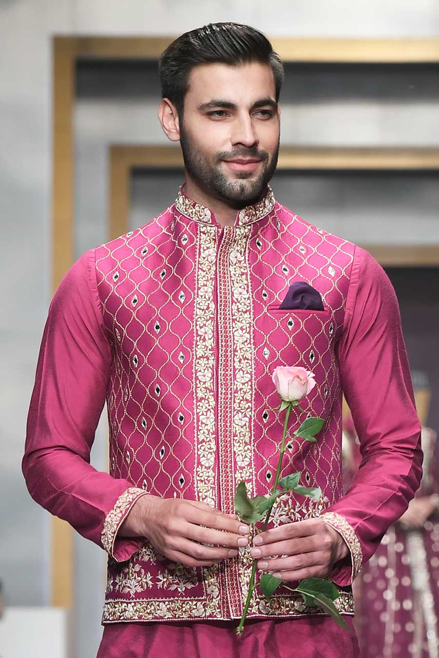 Magenta Hand-Embroidered Raw Silk Waistcoat Kurta (3-Piece) - Image 3