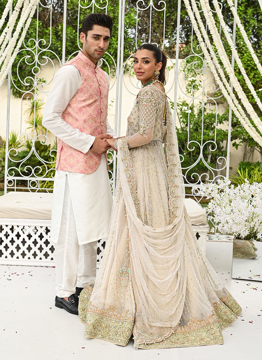 Pink Chunri Printed Raw Silk Waistcoat (3-Piece) - Image 5